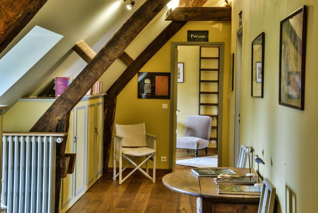 Bed and Breakfast Charmilles Des Cordeliers Paris Exterior foto
