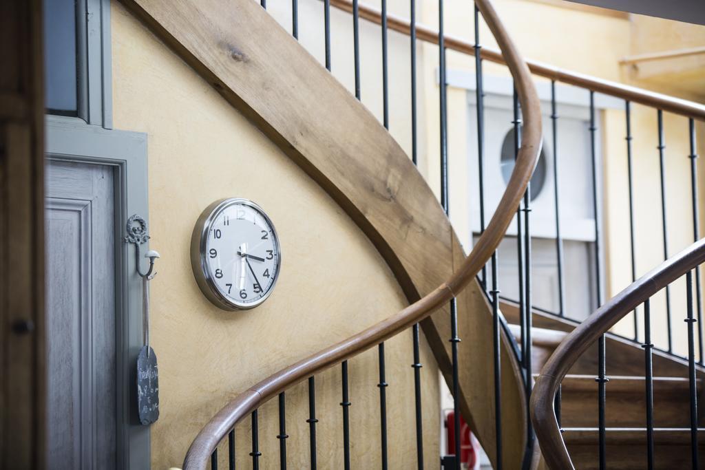 Bed and Breakfast Charmilles Des Cordeliers Paris Exterior foto