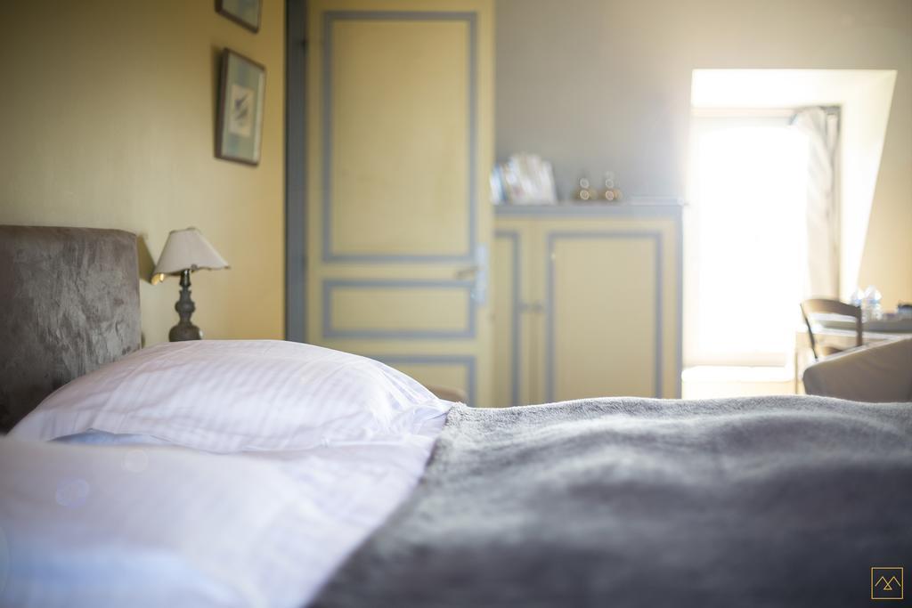 Bed and Breakfast Charmilles Des Cordeliers Paris Exterior foto
